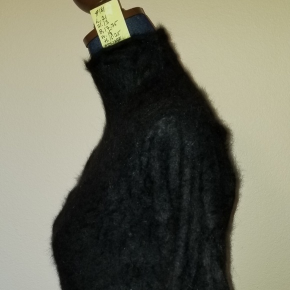 #181, N W/O T, size S, Classiques Entier, angora blend turtleneck short sleeve - Picture 8 of 13
